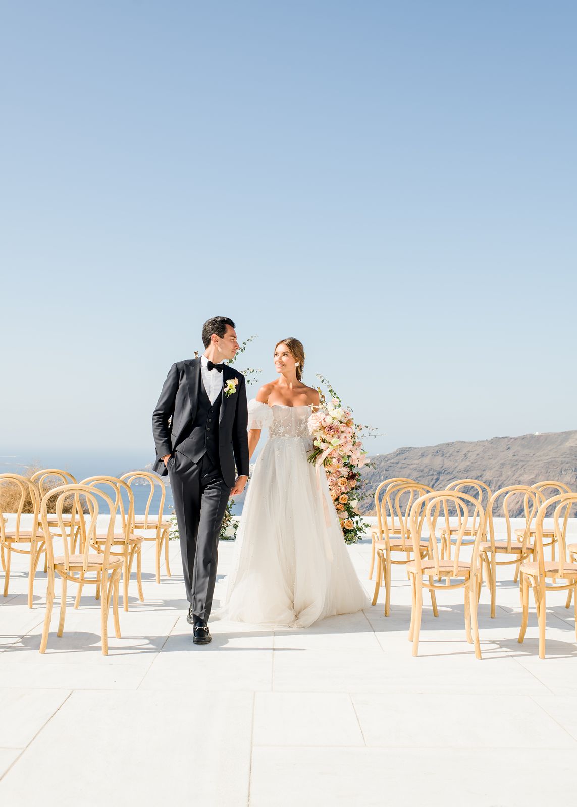 santorini wedding pictures