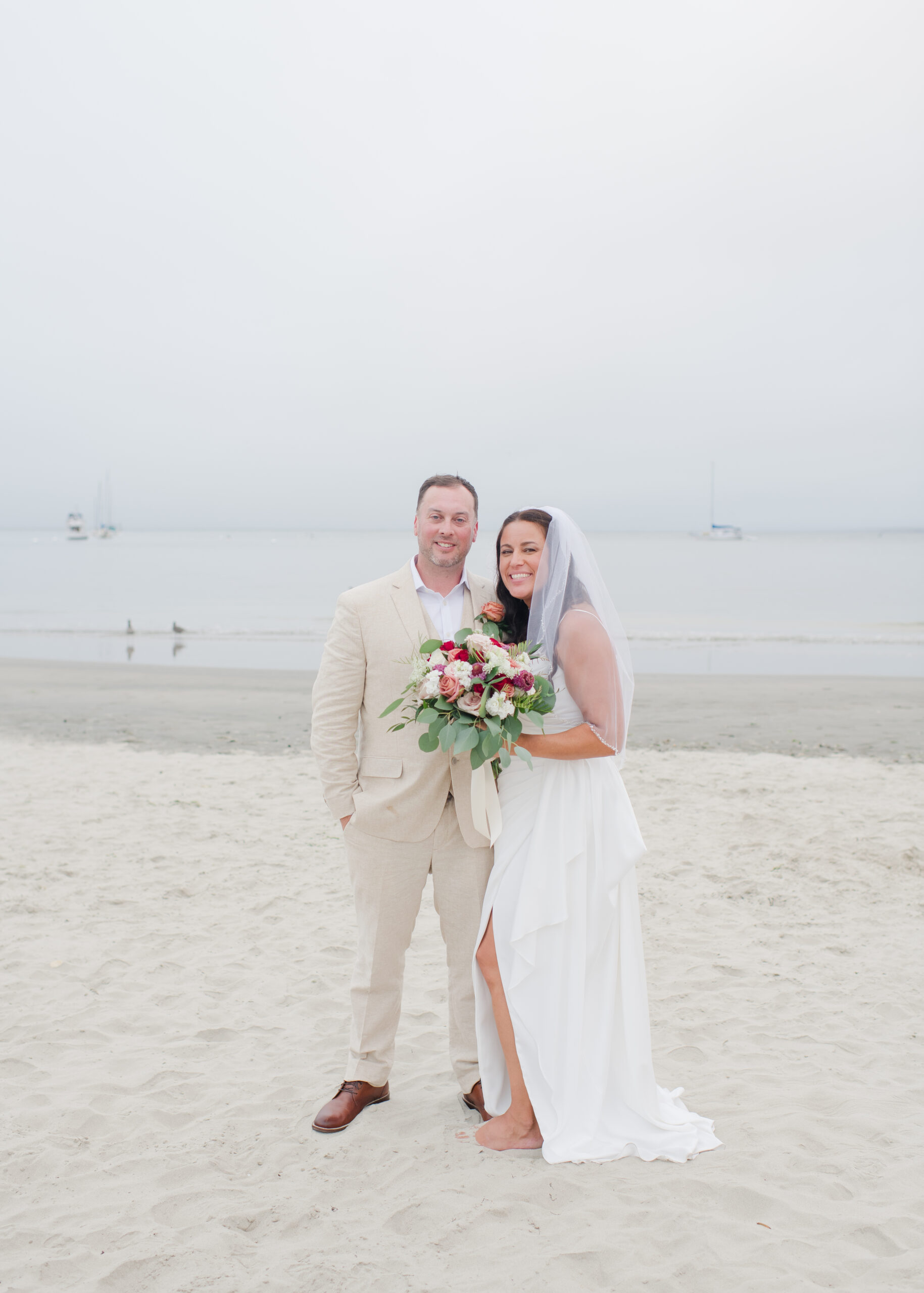 wedding couple on beach