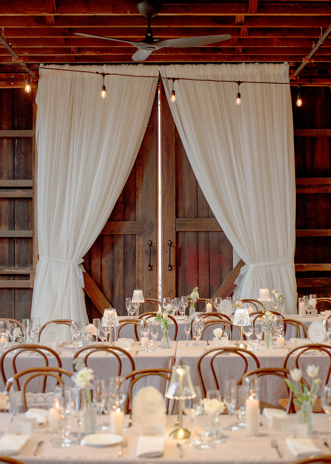 How to have a Catholic Wedding reception table