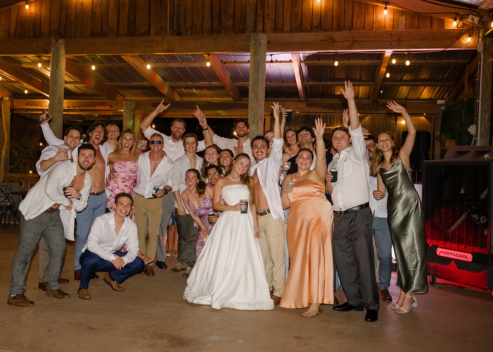 La Venture Grove Wedding Group Photo